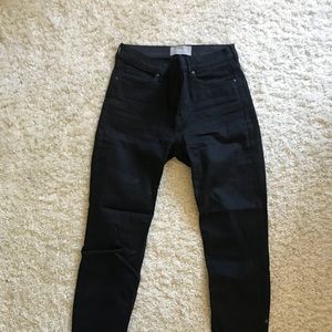 Everlane highwaist jeans in black